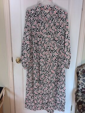 per una Black and Pink Floral Maxi Dress